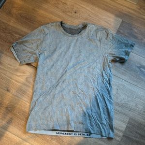 Lululemon gray/black Men’s technical shirt. Size small.